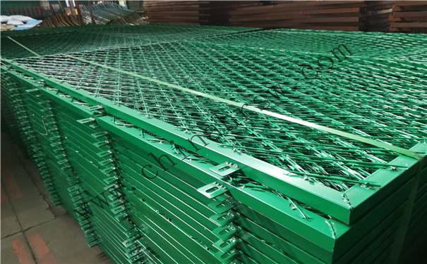 監(jiān)獄刀片刺繩防護(hù)網(wǎng) 監(jiān)獄刀片刺繩防護(hù)網(wǎng)