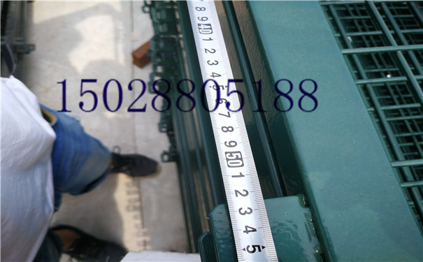 高鐵防護(hù)網(wǎng) 高鐵防護(hù)網(wǎng)