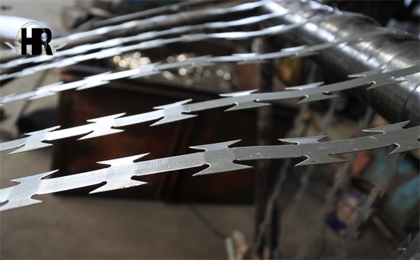 影響刺絲滾籠生銹原因 影響刺絲滾籠生銹原因