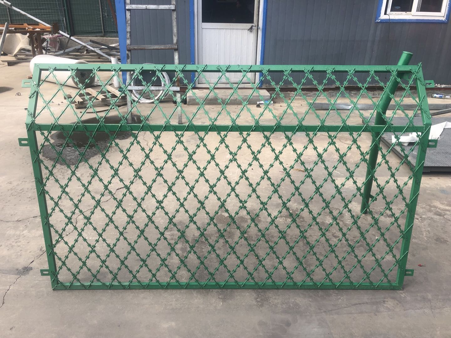 刺繩護欄網(wǎng) 刺繩護欄網(wǎng)